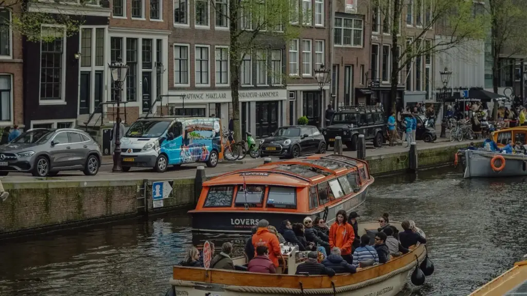 Likambo ya ndenge ya kosalela Xiaohongshu mpo na kozwa ba fans ya miziki na Ukraine — mikano, ndenge ya kosala outreach, mpe ndenge ya kosalela creators ndenge ya malamu.