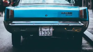 Maloba moko ya kitoko mpo na ba-advertisers na RDC: ndenge oyo okoki kokota na marché ya Montenegro na Facebook mpo na kokota croissance na produit na yo na creator content.