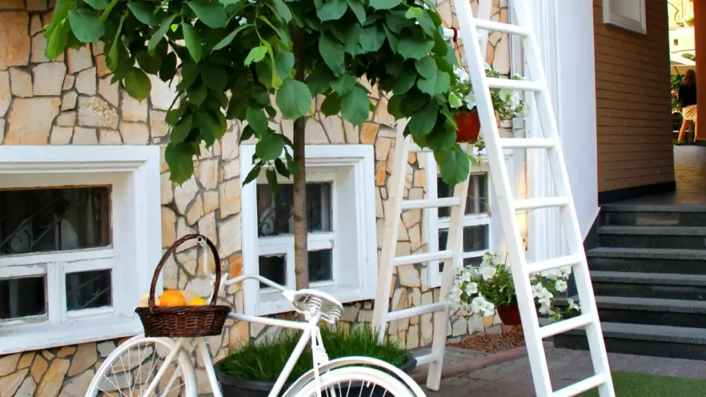 Loba ndenge creator na RDC akoki kokutana na ba brands ya Royaume-Uni na Josh, kolakisa must-have items, mpe kokata chance ya partenariat oyo ekoki kotombola portée.