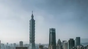 Soki ozali creator na RDC mpe olingi kokutana na ba brand ya Korea na Kuaishou, article oyo epesi yo plan ya solo: ndenge ya komona bango, ndenge ya koloba, mpe ndenge ya komata lokola beauty ambassador.